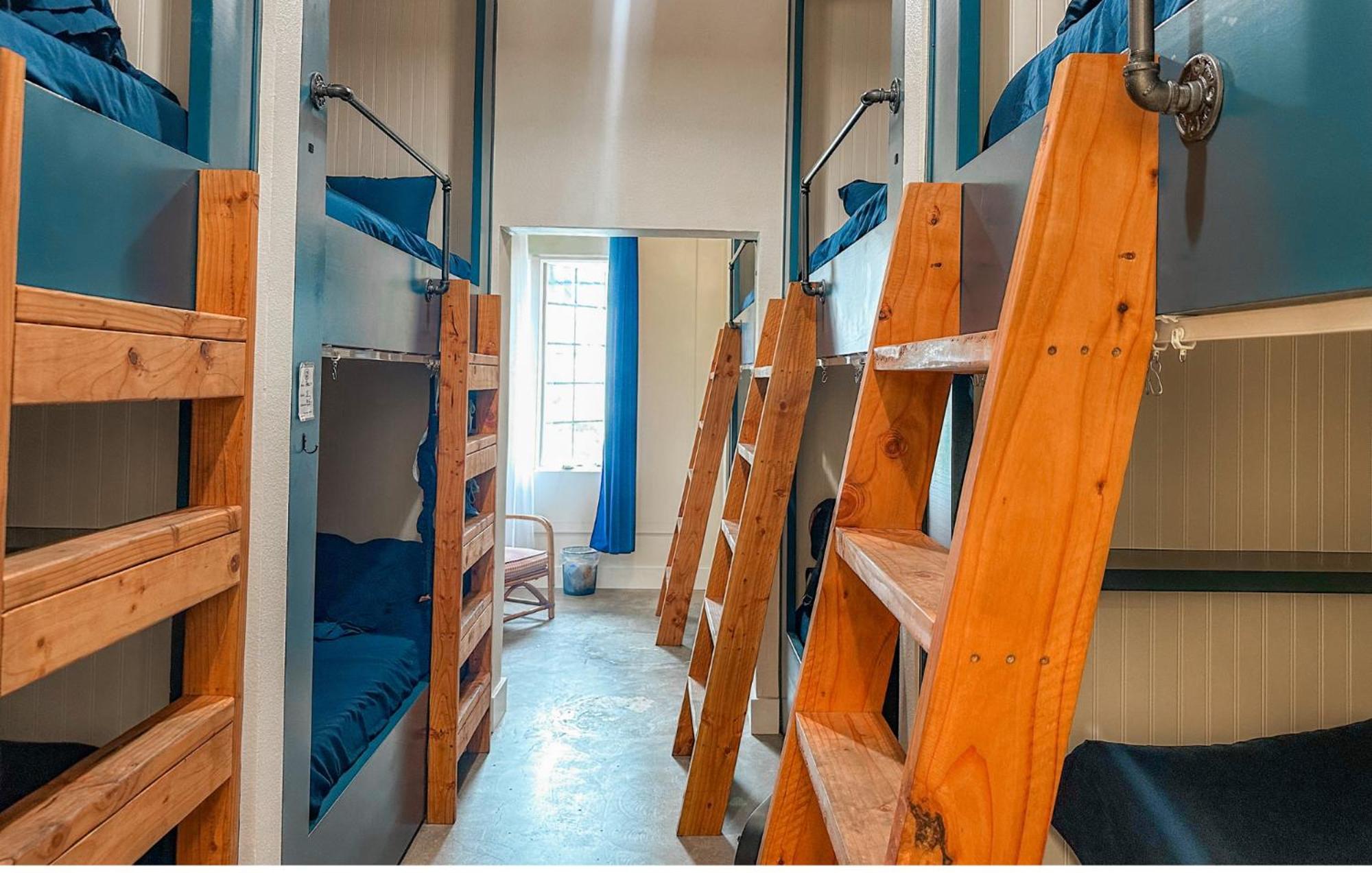 Ith Santa Barbara Beach Hostel 외부 사진