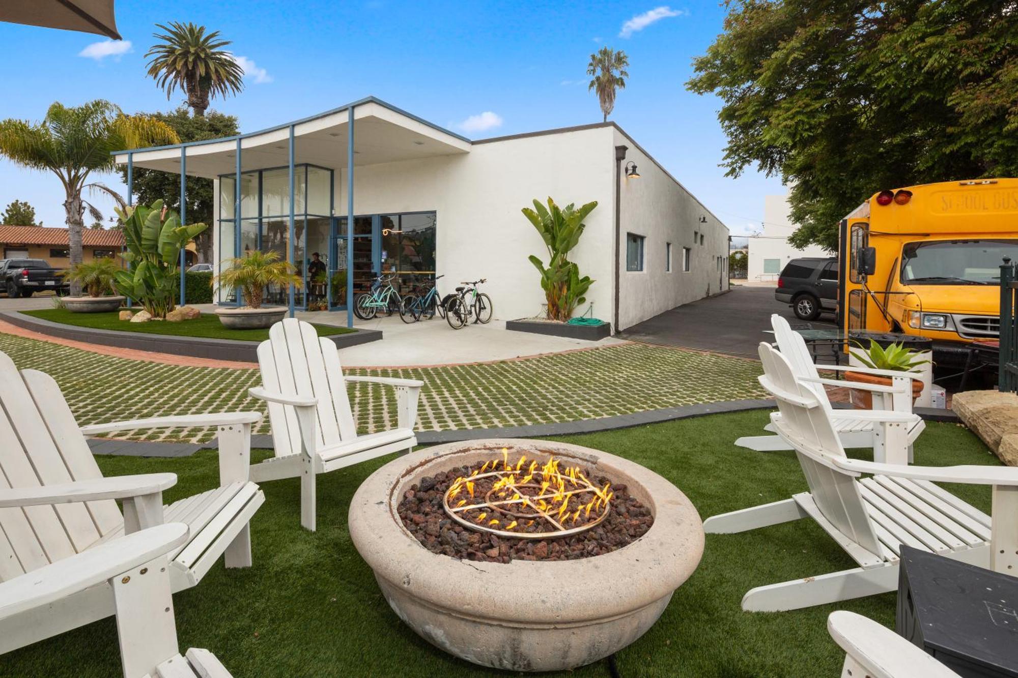 Ith Santa Barbara Beach Hostel 외부 사진