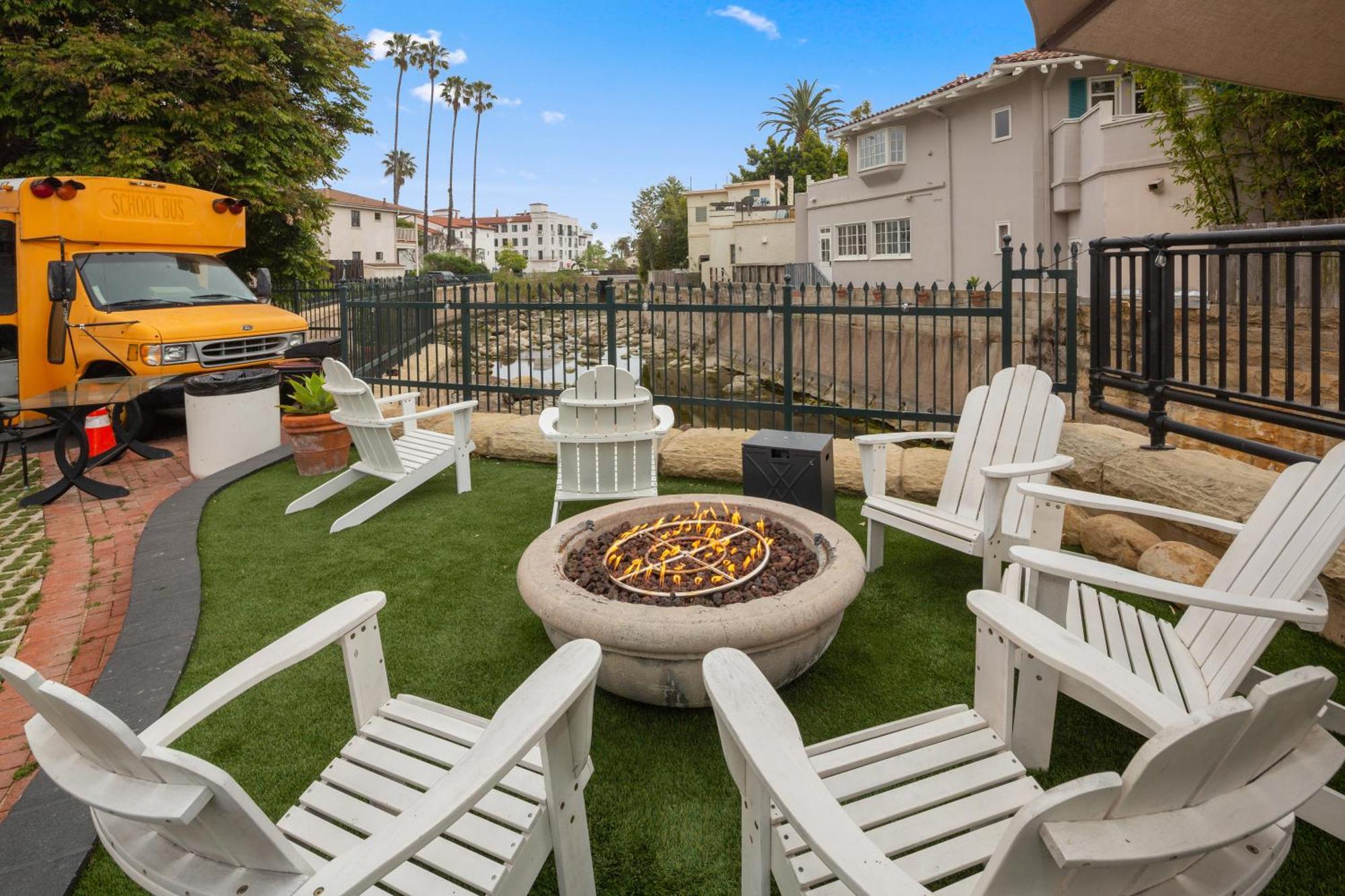 Ith Santa Barbara Beach Hostel 외부 사진
