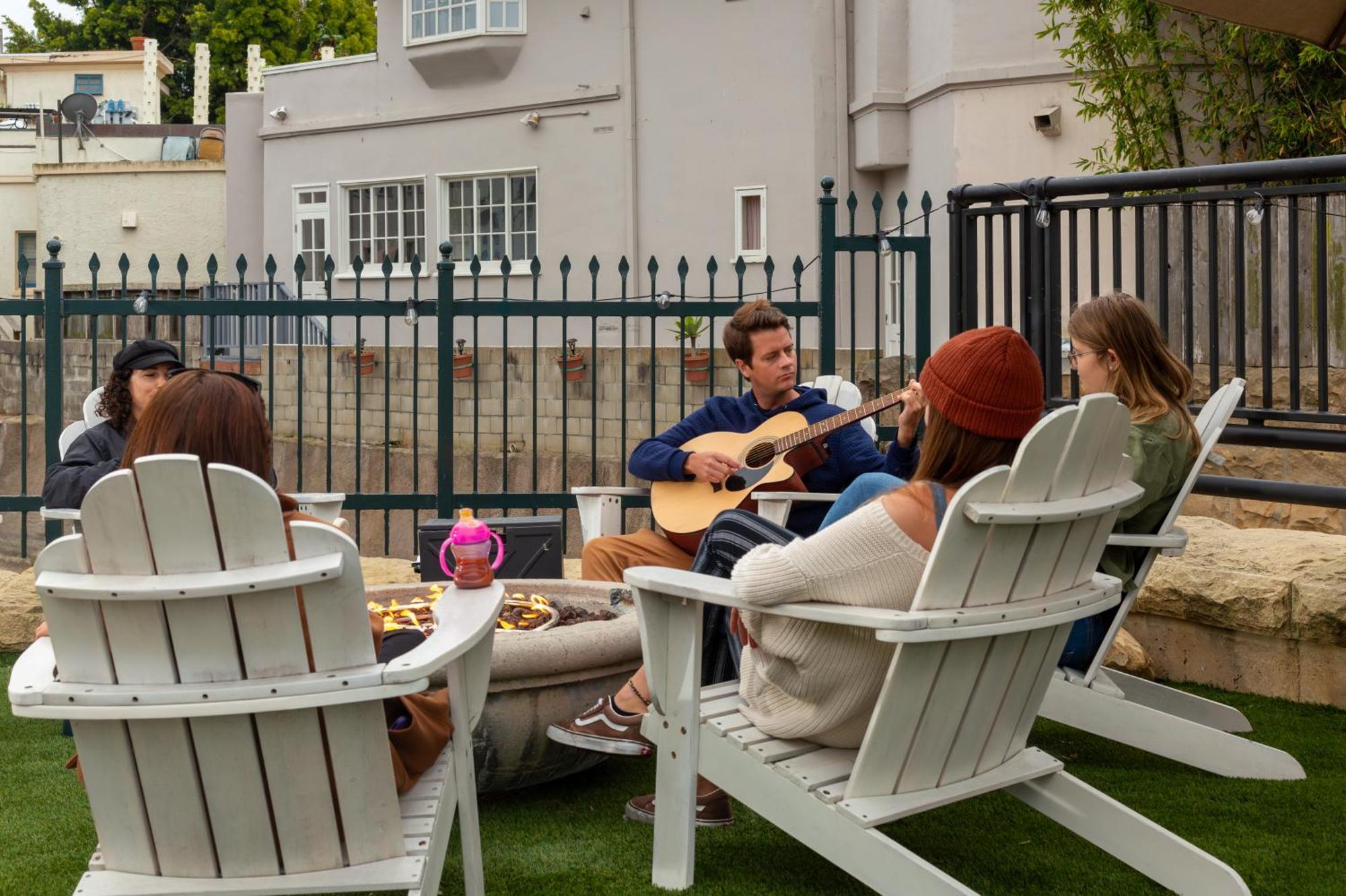 Ith Santa Barbara Beach Hostel 외부 사진